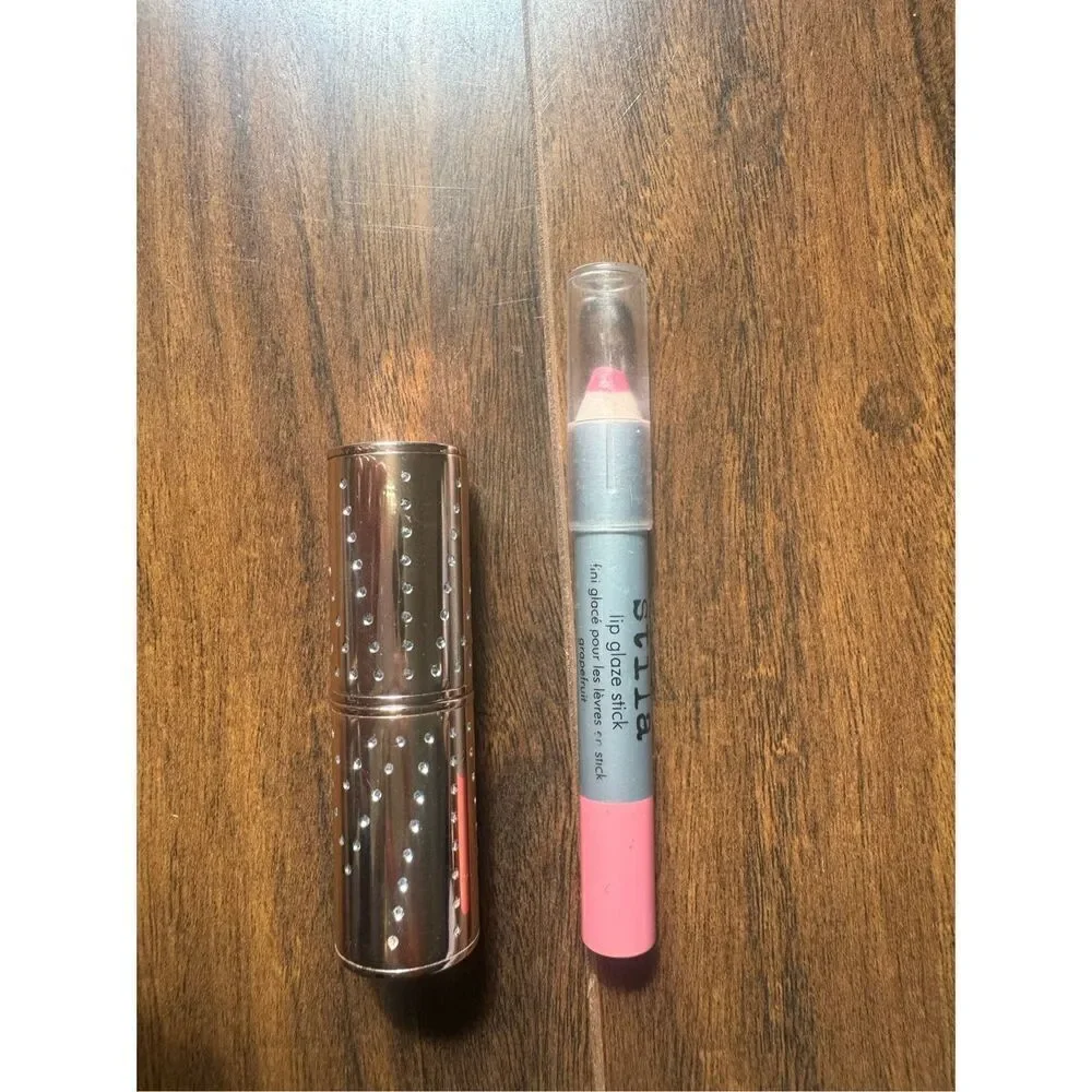 Stila Lip Glaze crayon in Grapefruit